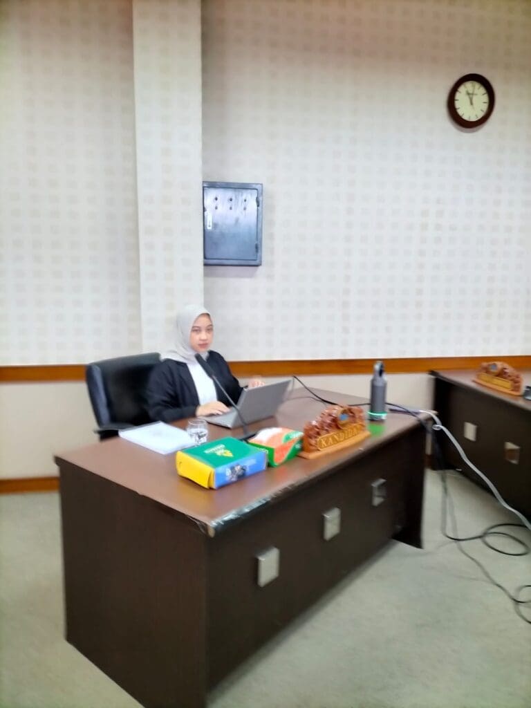Photo Sidang Rizki Amalia Saniy Soeprapti